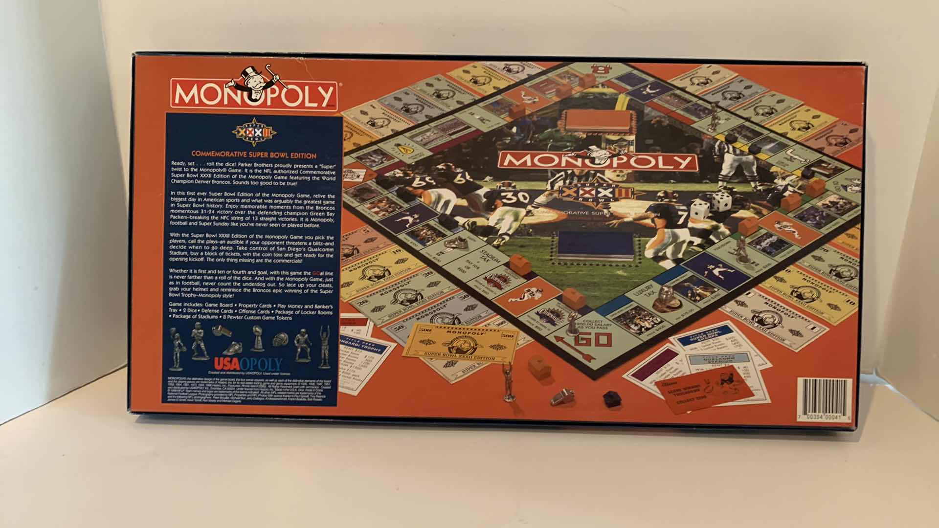 Photo 2 of MONOPOLY NFL FOOTBALL SUPER BOWL 32 GAME BRONCOS PACKERS