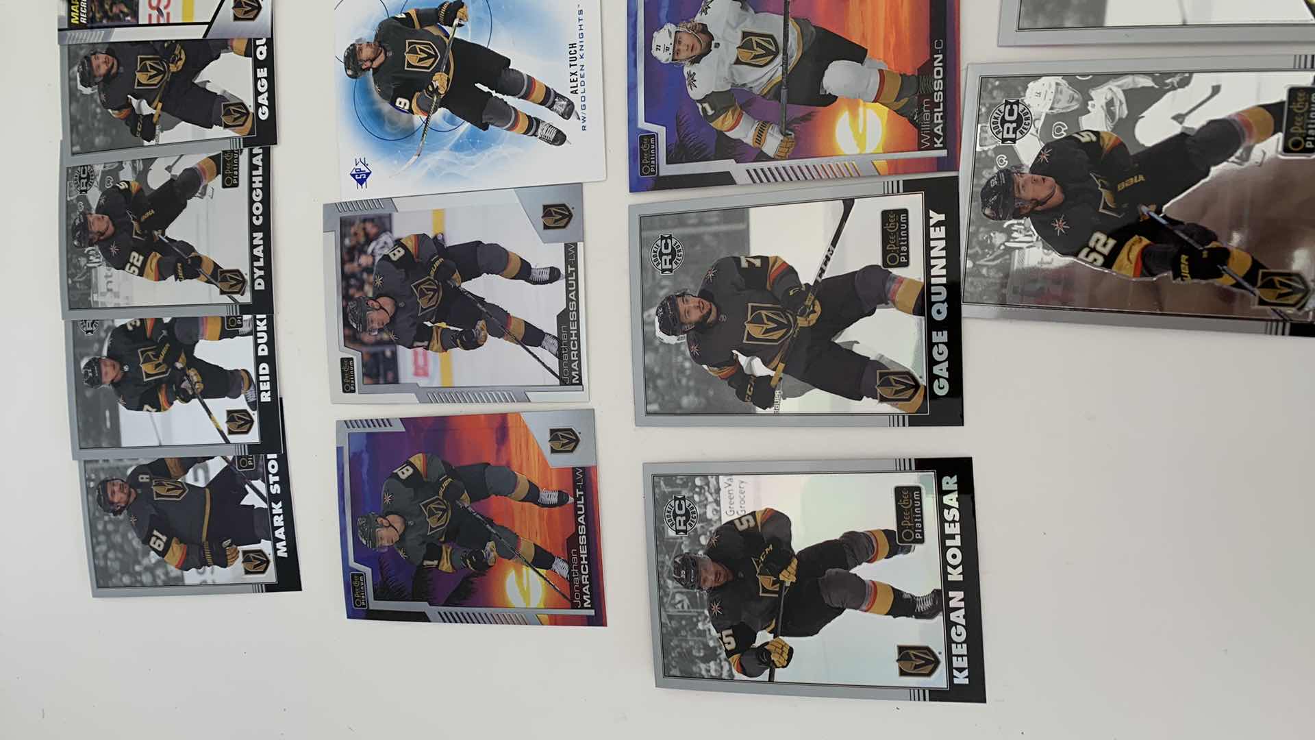 Photo 2 of NHL HOCKEY GOLDEN KNIGHTS TRADING CARDS