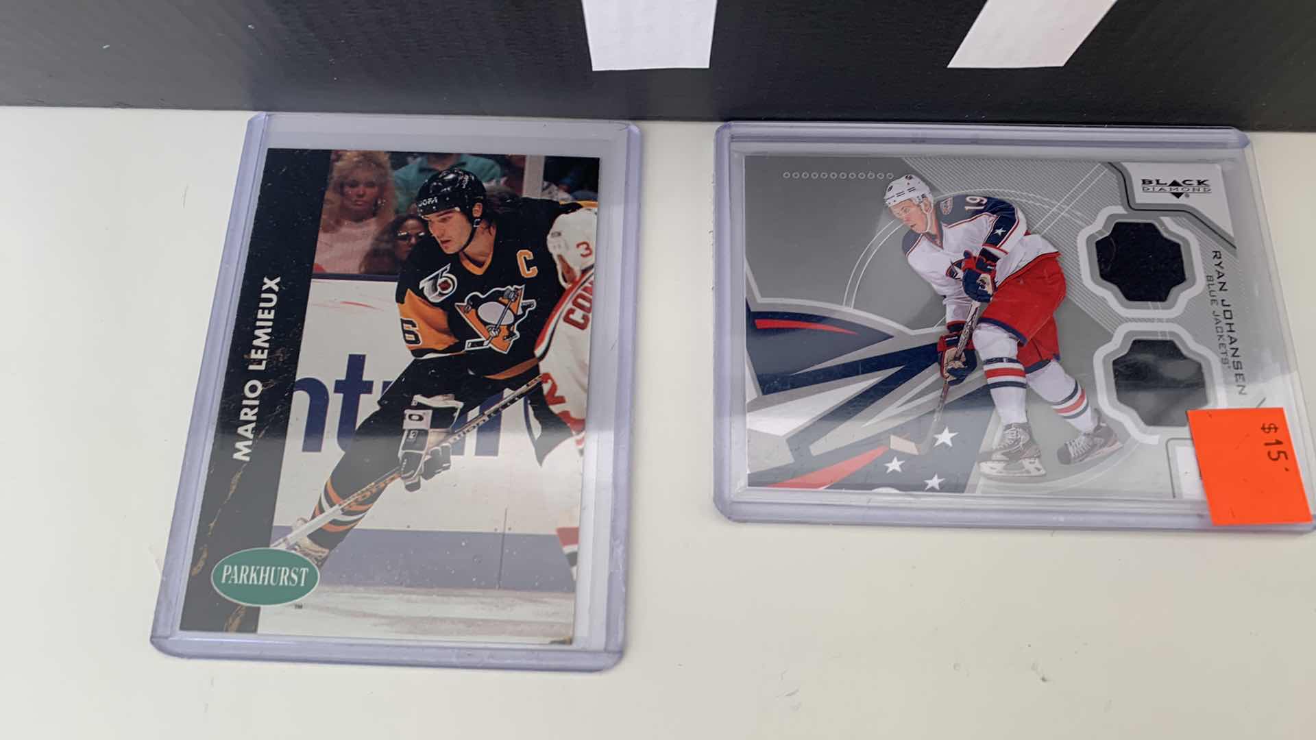 Photo 3 of NHL HOCKEY CARDS