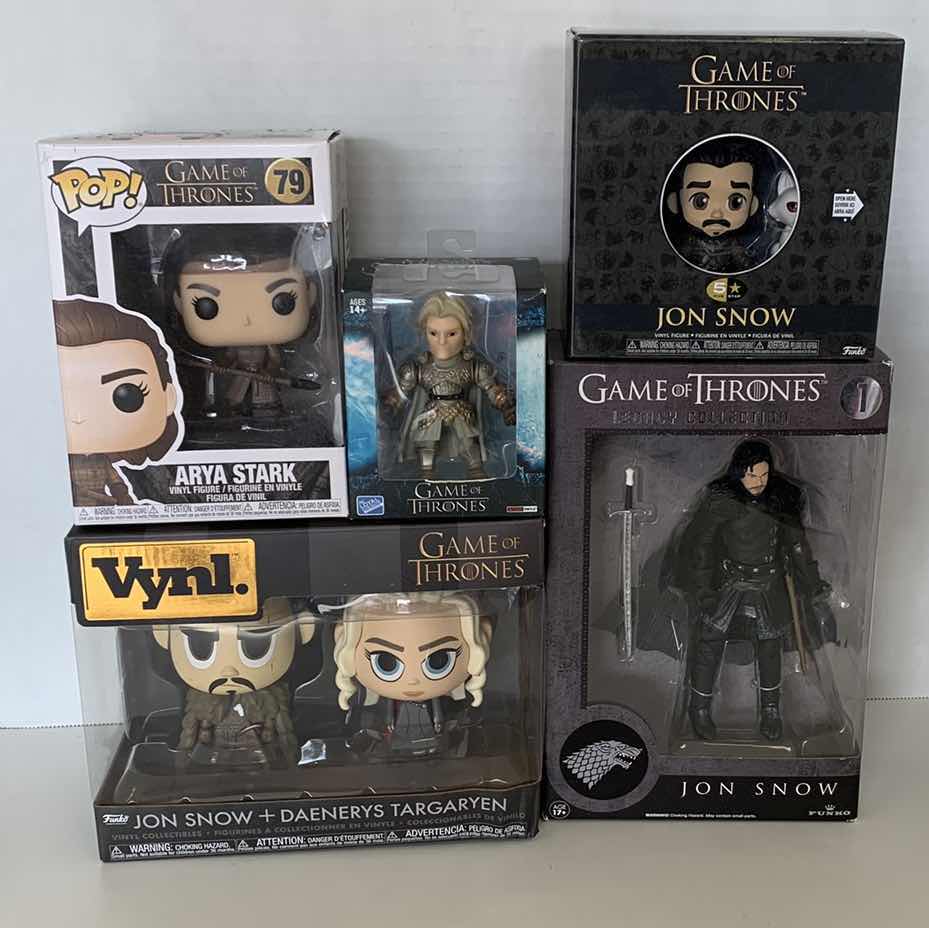 Photo 1 of GAME OF THRONES FIGURES AND FUNKO POP
