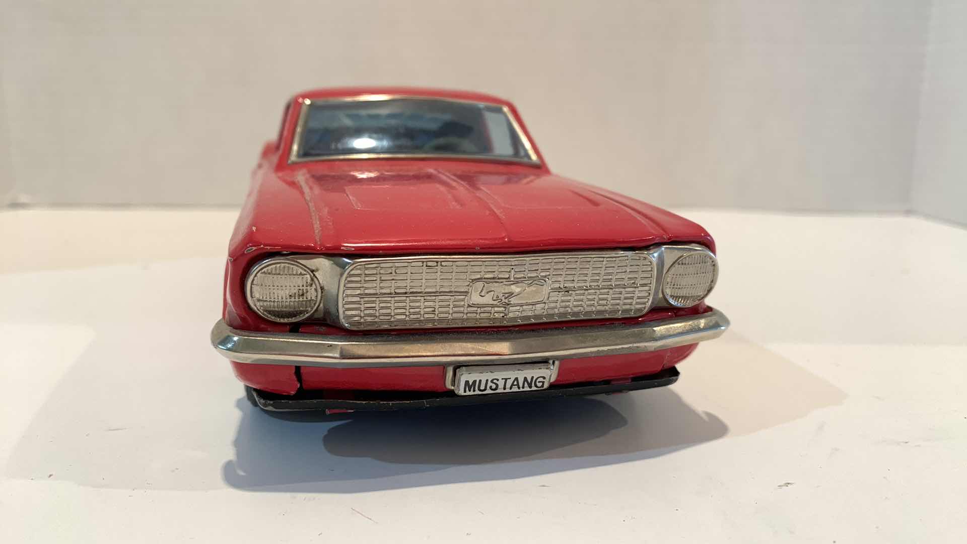 Photo 3 of RED METAL MUSTANG CAR COLLECTABLE TOY