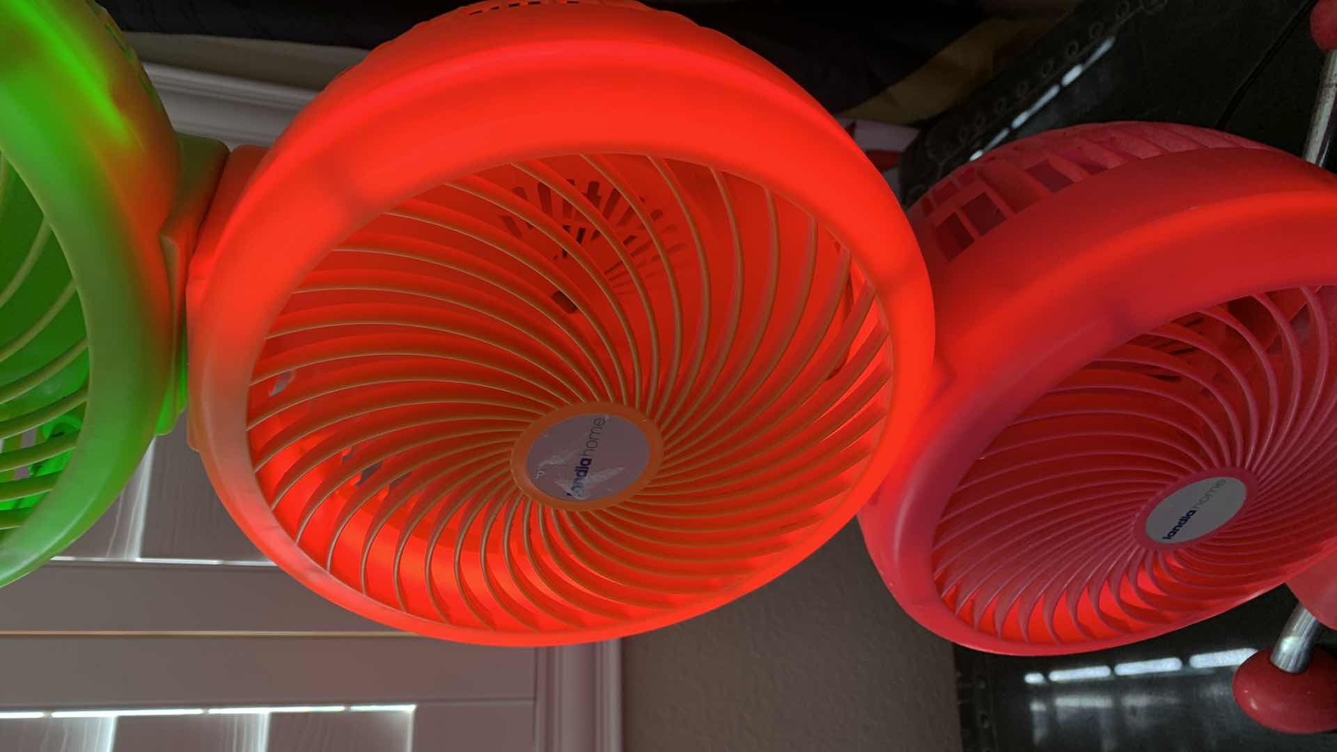 Photo 4 of 3 COLOR FUN FAN H31”