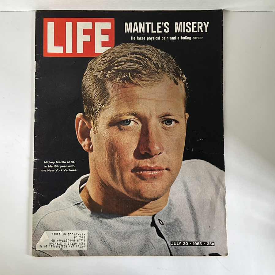 Photo 1 of COLLECTIBLE LIFE MAGAZINE 1965 MICKEY MANTLE COVER