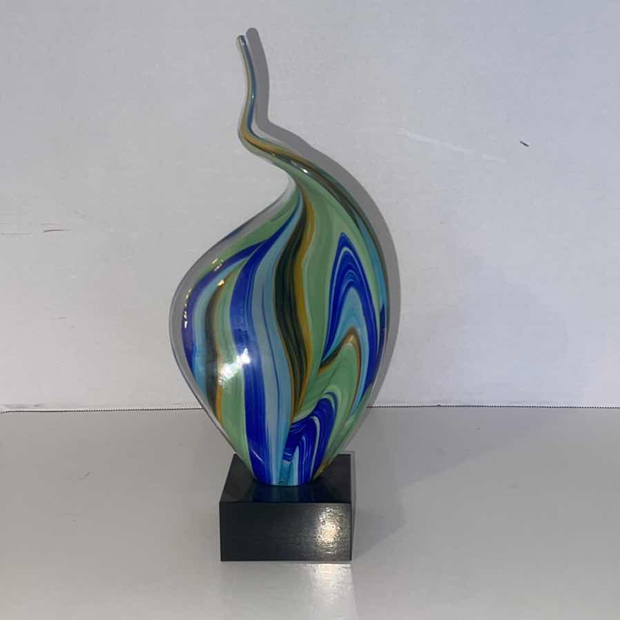 Photo 1 of MURANO STYLE HANDBLOWN GLASS SCULPTURE 12”H