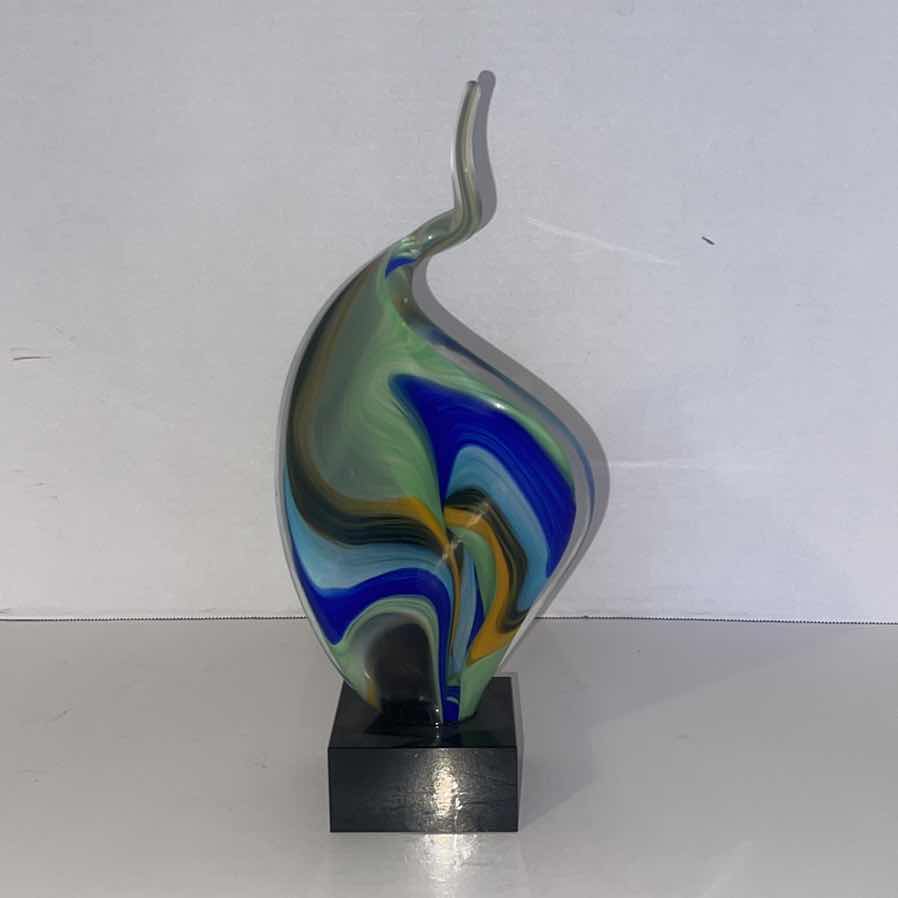 Photo 3 of MURANO STYLE HANDBLOWN GLASS SCULPTURE 12”H