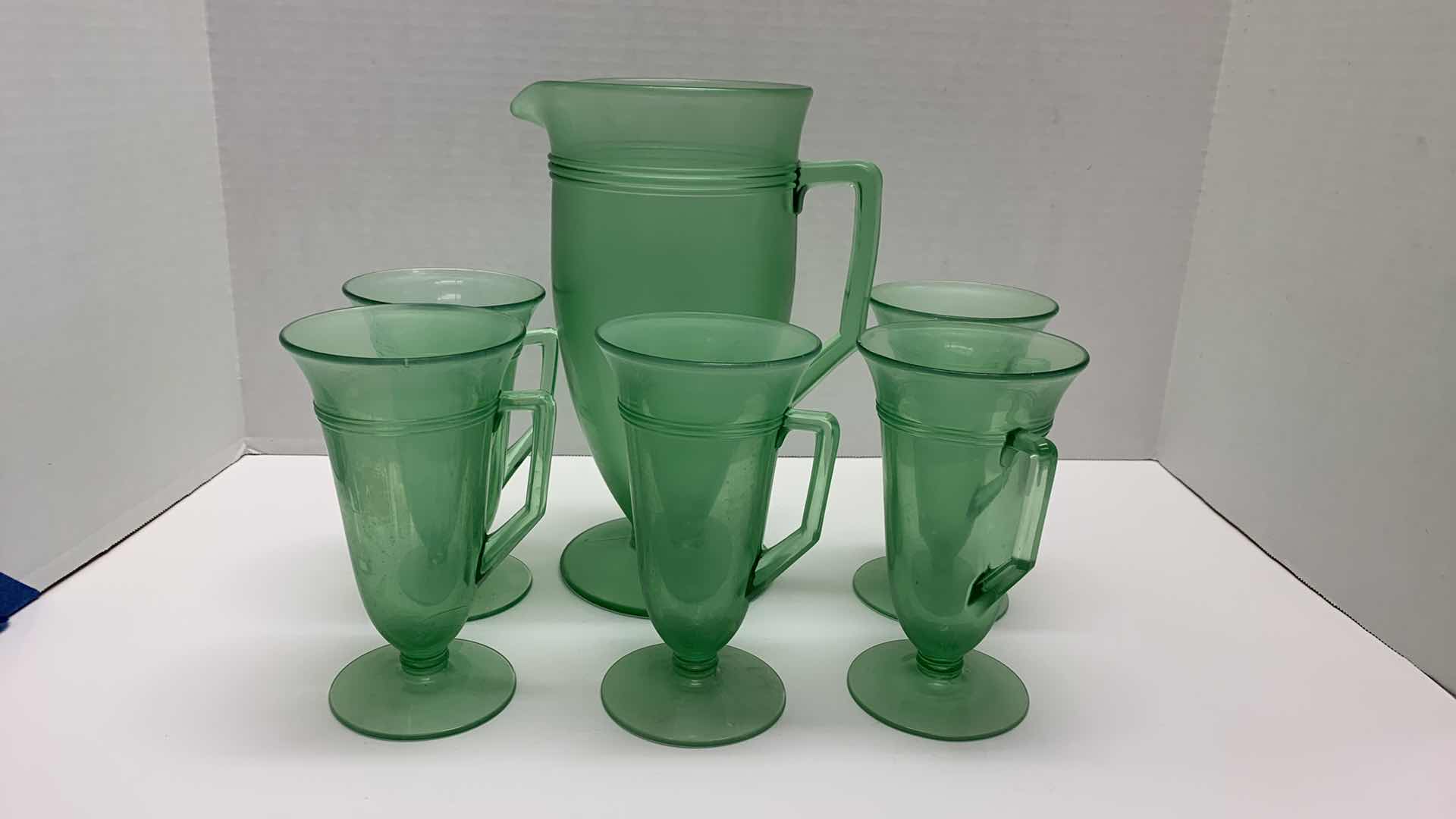 Photo 1 of FOSTORIA PRISCILLA URANIUM GLASS PITCHER & 4 ICED TEA GLASSES