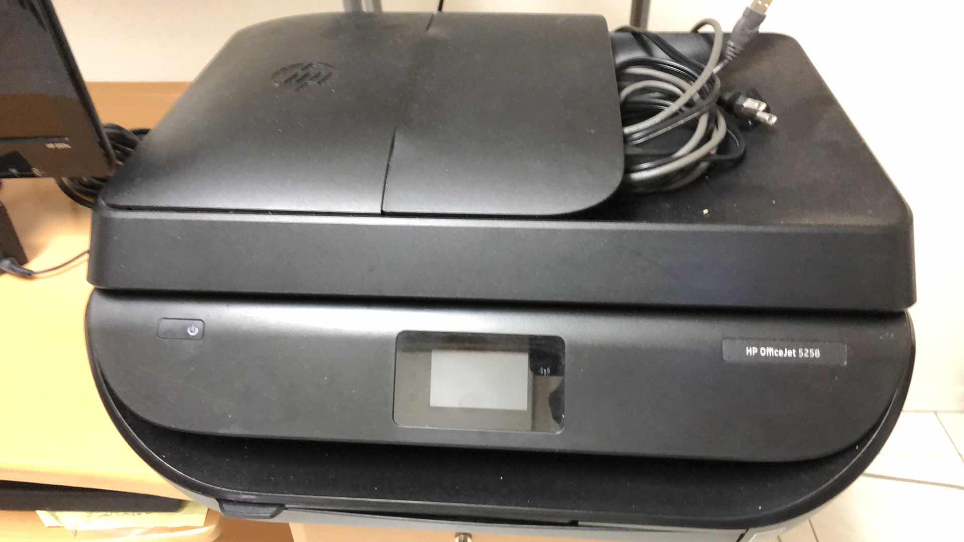 Photo 1 of COMPUTER HEWLETT PACKARD MULTIFUNCTION PRINTER MODEL 5258