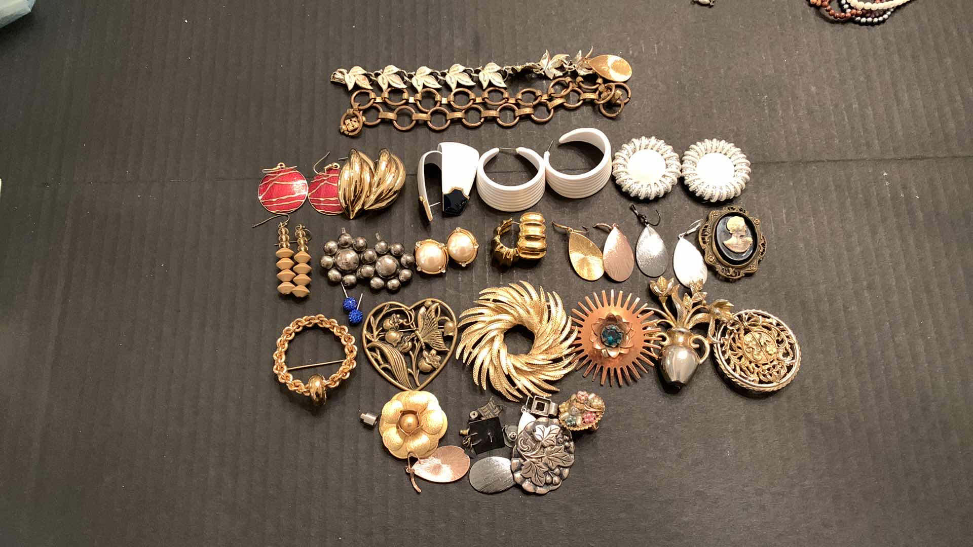 Photo 1 of ASSORTED JEWELRY