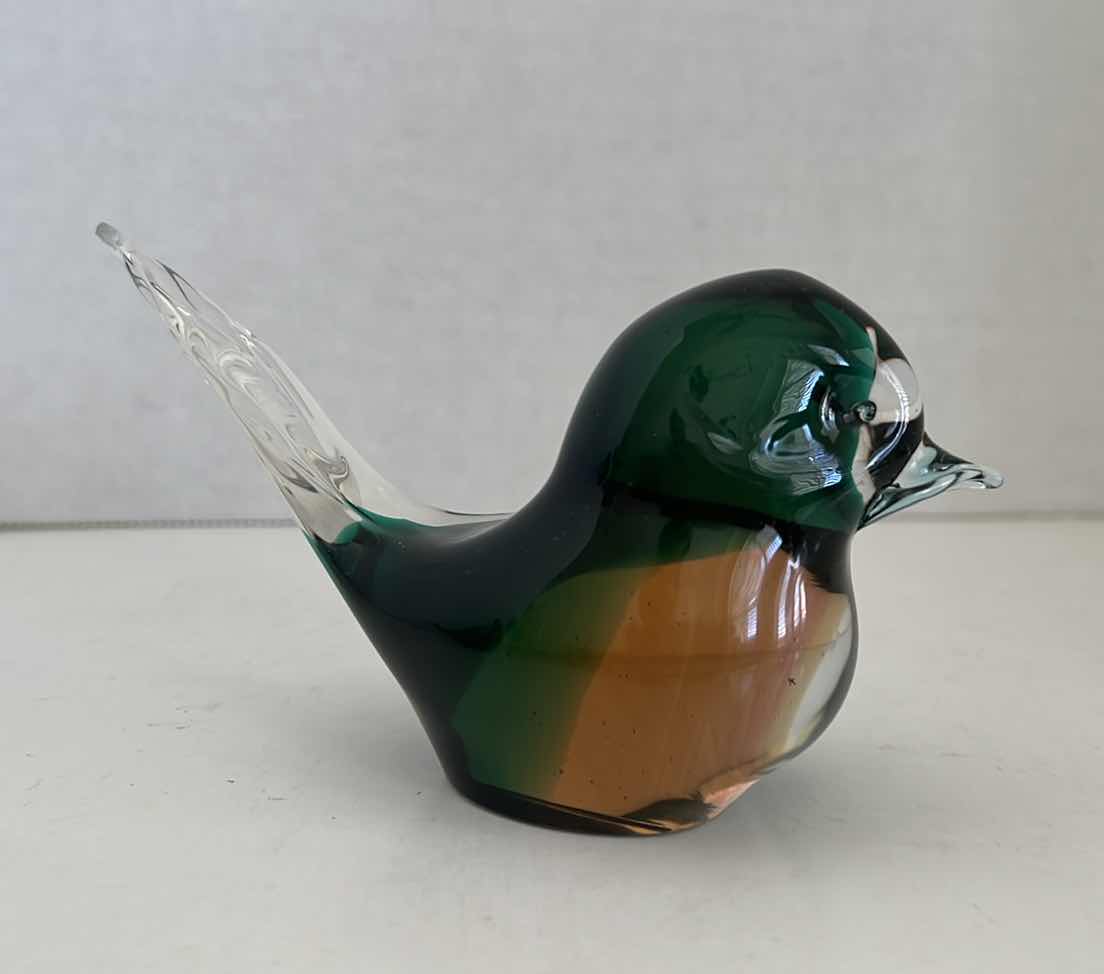 Photo 1 of VINTAGE HAND BLOWN DANISH GLASS BIRD 3”