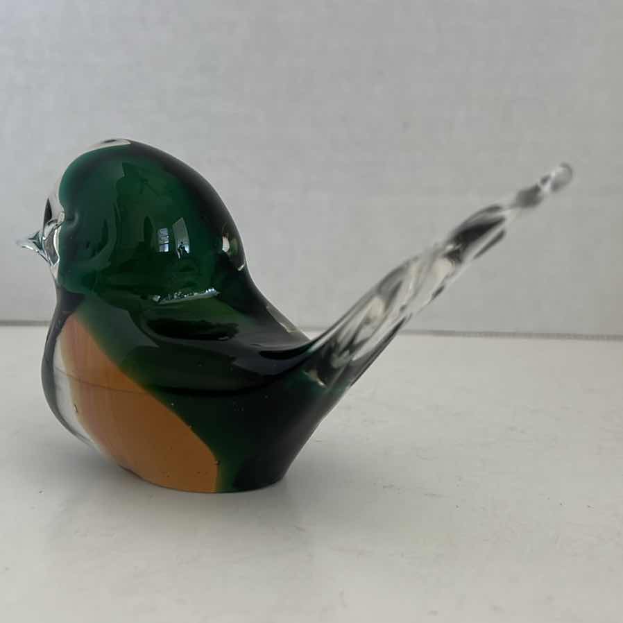 Photo 2 of VINTAGE HAND BLOWN DANISH GLASS BIRD 3”