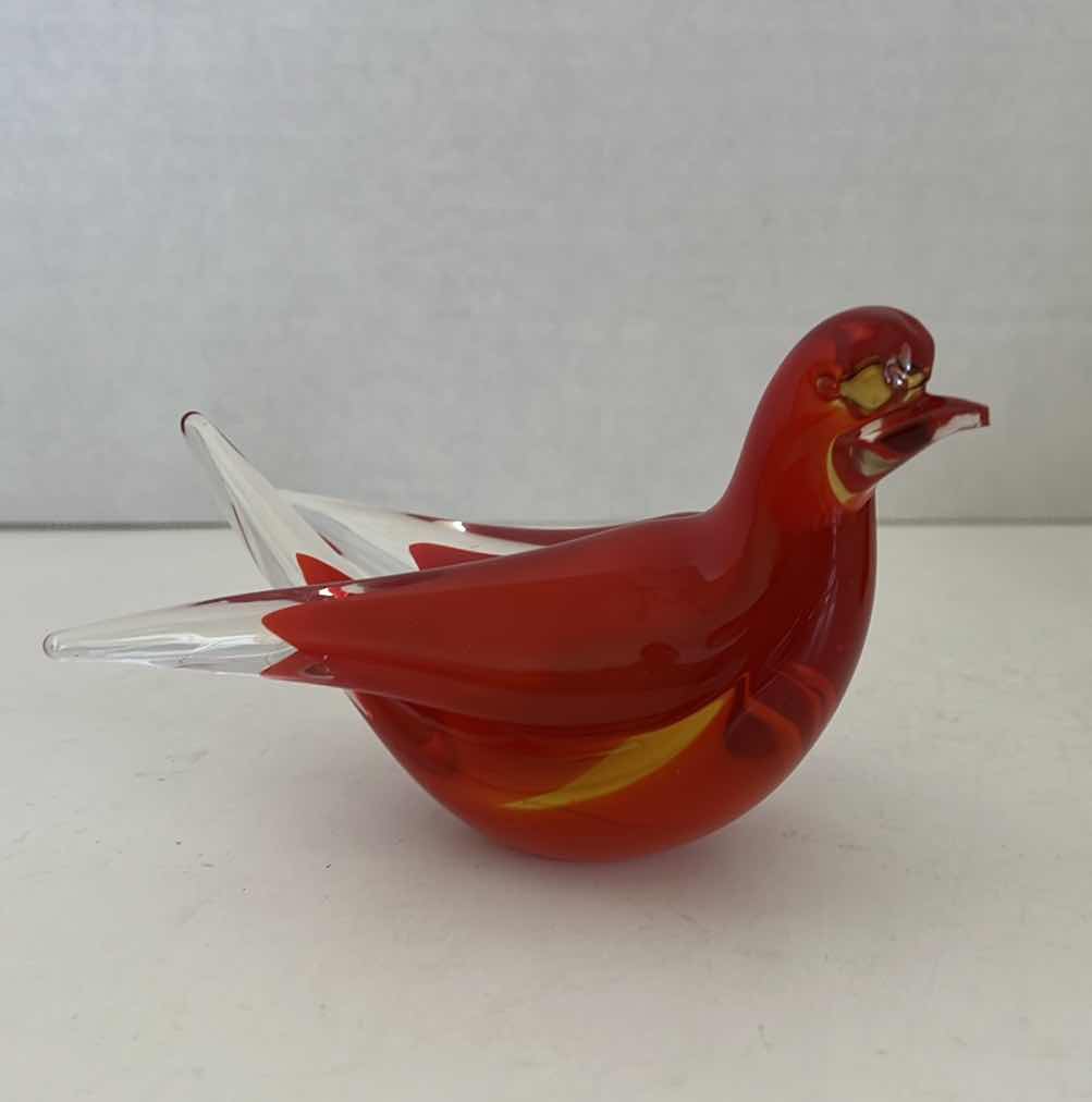 Photo 1 of SEGUSO MURANO VENETIAN ITALIAN 4” RED  WITH GOLD POLVEN ART GLASS BIRD FIGURINE