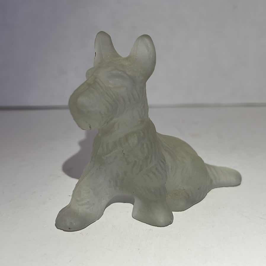 Photo 1 of VINTAGE L.E. SMITH FROSTED SCOTTIE DOG GLASS FIGURINE 3”