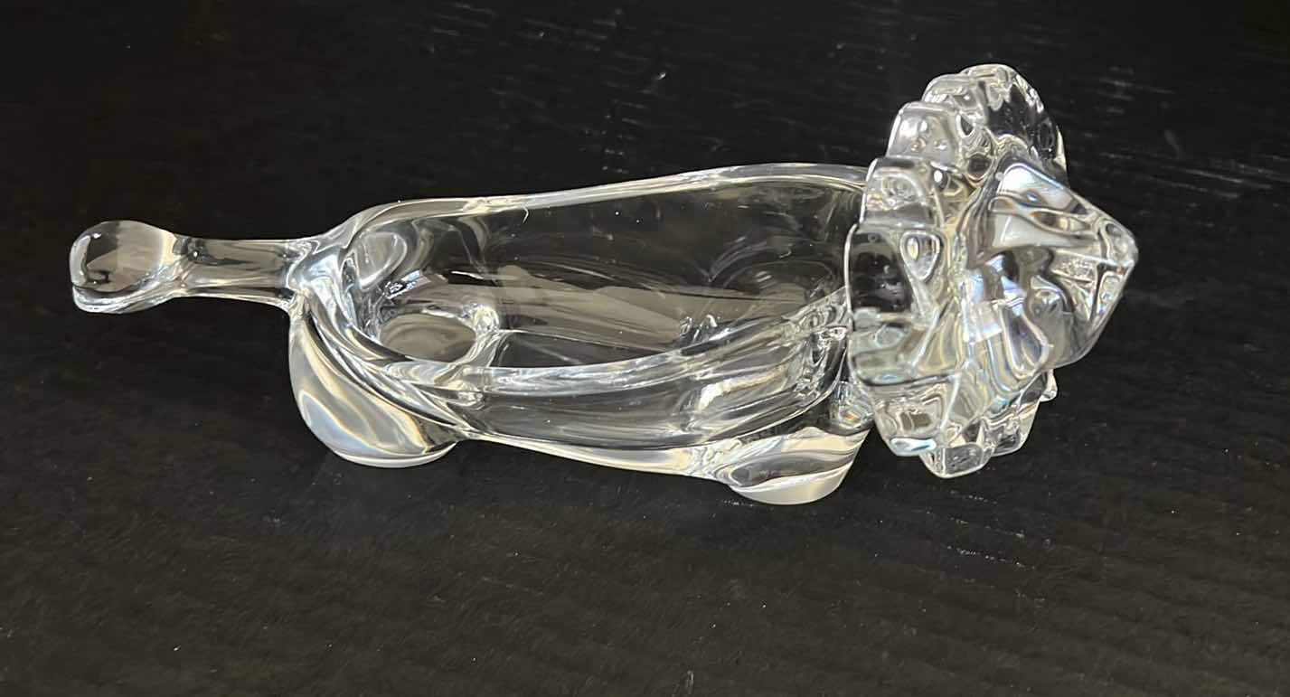 Photo 2 of VINTAGE SASAKI CRYSTAL LION CANDY NUT DISH 4”