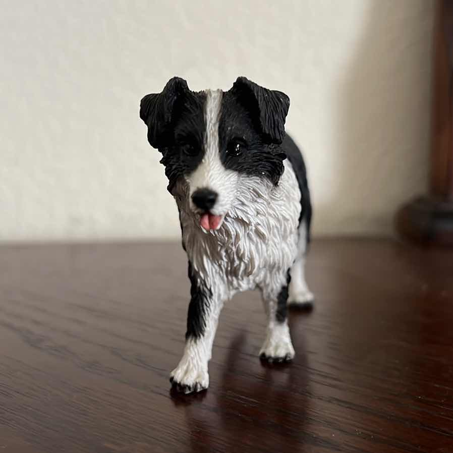 Photo 1 of BORDER COLLIE HAND PAINTED FIGURINE COLLECTIBLE 3”