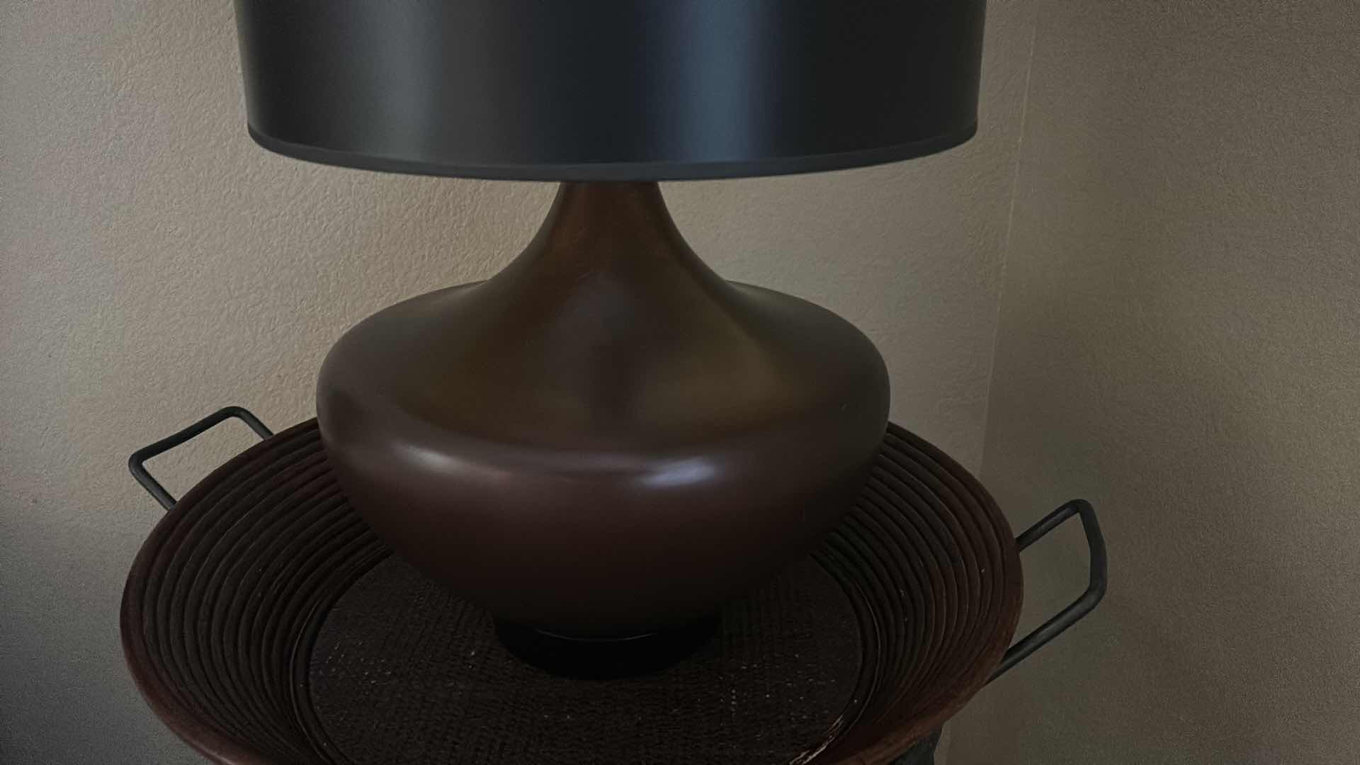 Photo 2 of BROWN AND AMBER CERAMIC TABLE LAMP W / BLACK SHADE H 26"
