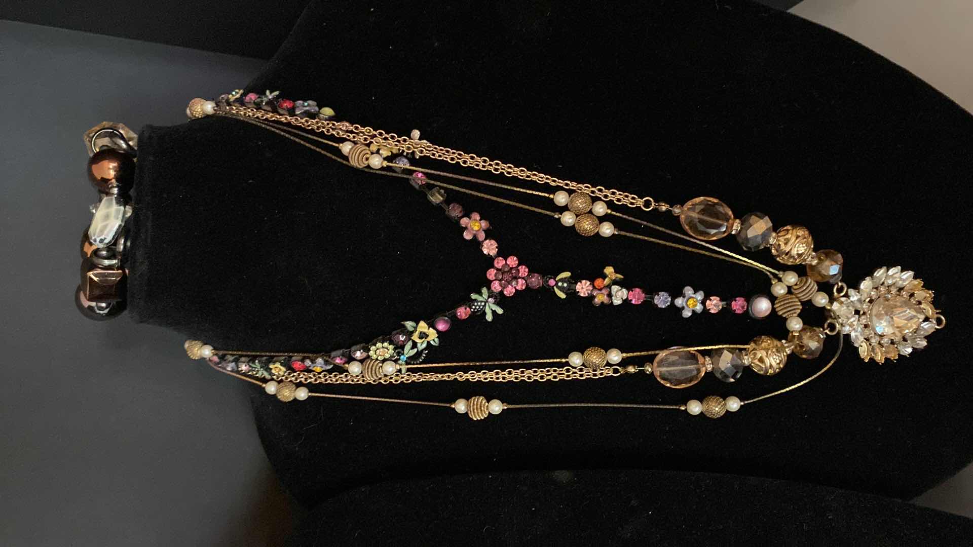 Photo 3 of COSTUME JEWELRY