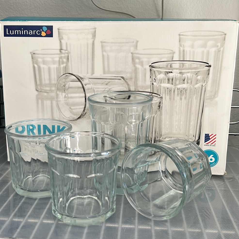 Photo 1 of LUMINARC 15 PC DRINKING GLASSES