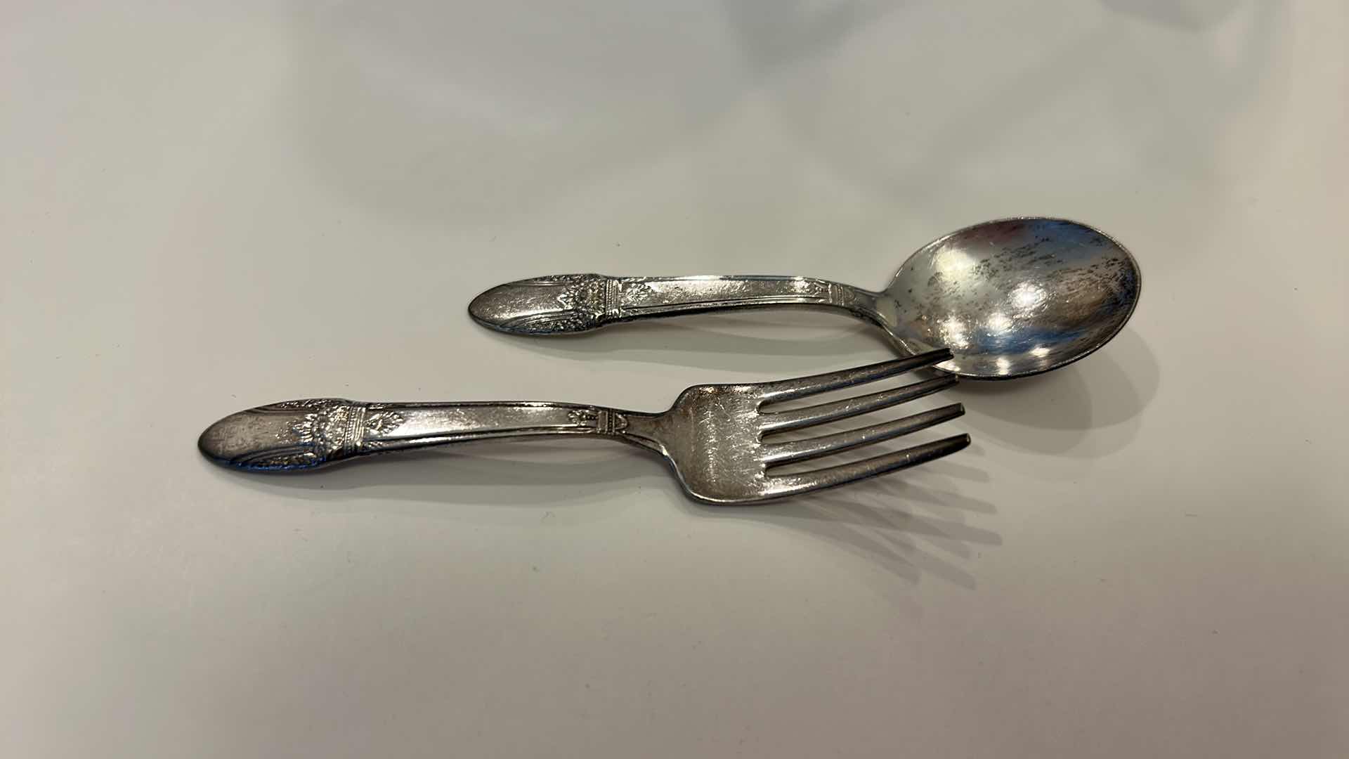 Photo 2 of ANTIQUE SILVERWARE ROGERS BROTHERS 1847 4.5”