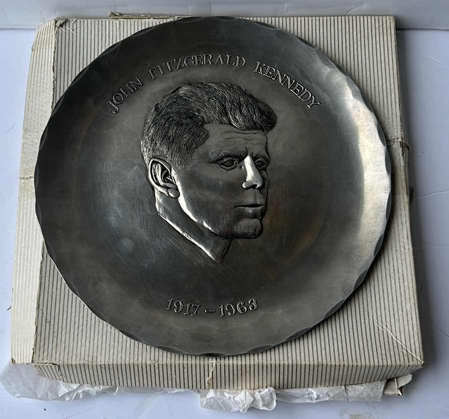 Photo 9 of PEWTER FIRST EDITION OF 5000 JFK COMMEMORATIVE PLATE