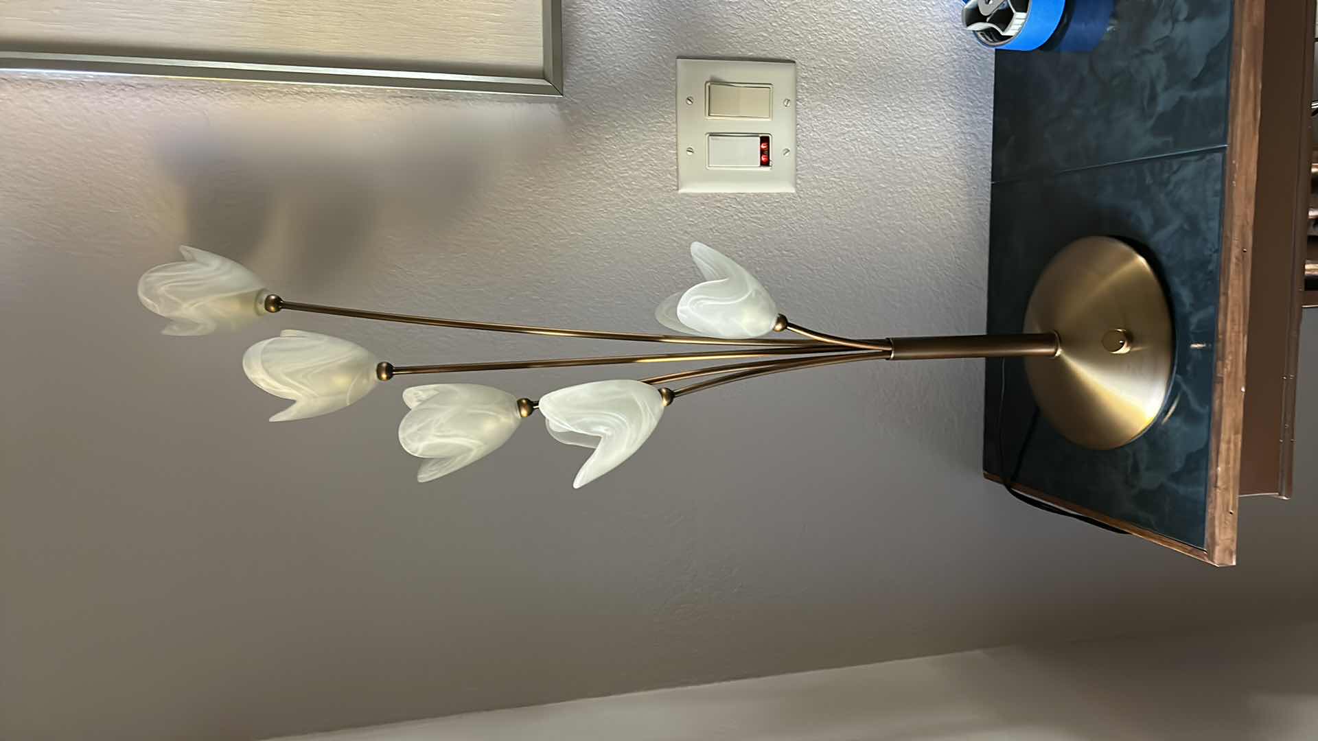 Photo 4 of HOME DECOR- METAL TULIP LIGHT SCULPTURE H31”