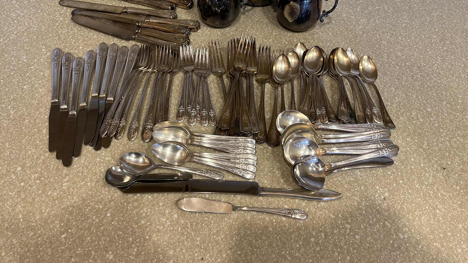 Photo 2 of WM ROGERS SILVERWARE SET (HIGH PLATED SILVER)