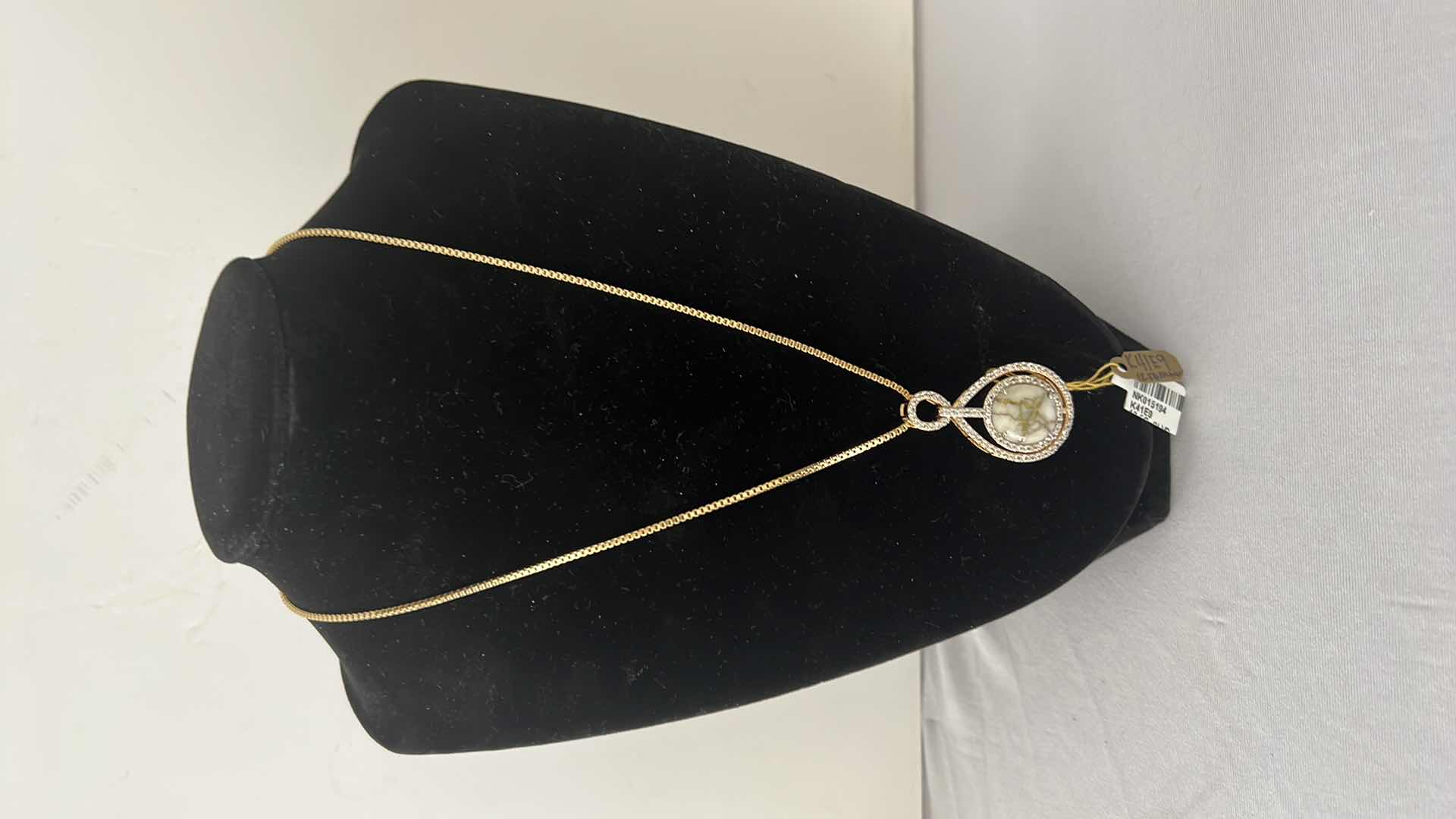 Photo 2 of 925 STERLING SILVER WHITE GOLD/YELLOW GOLD OVERLAY QUARTZ & SAPPHIRE CORUNDUM NECKLACE-GGA CERTIFIED   NK015194