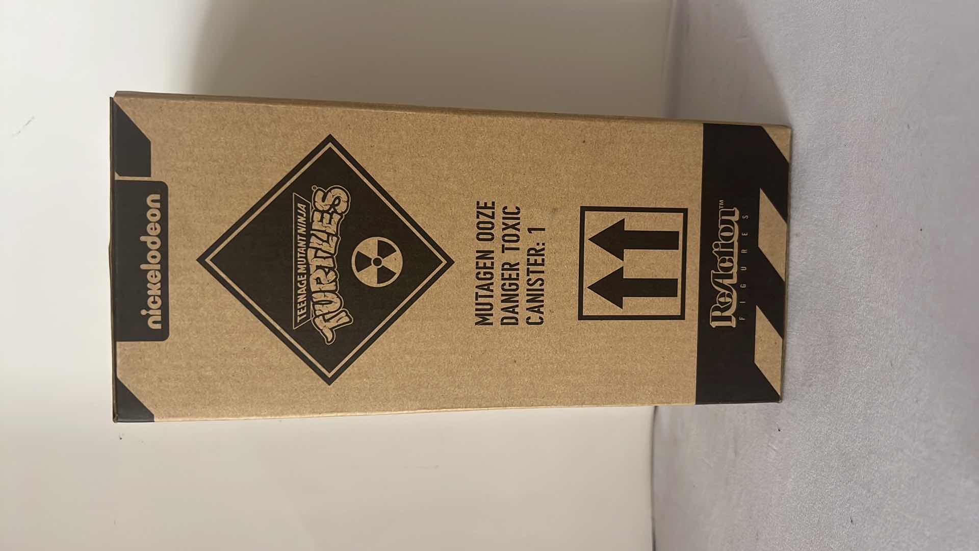 Photo 1 of BRAND NEW NICKELODEON TEENAGE MUTANT NINJA TURTLES “MUTAGEN OOZE DANGER TOXIC CANISTER” $110