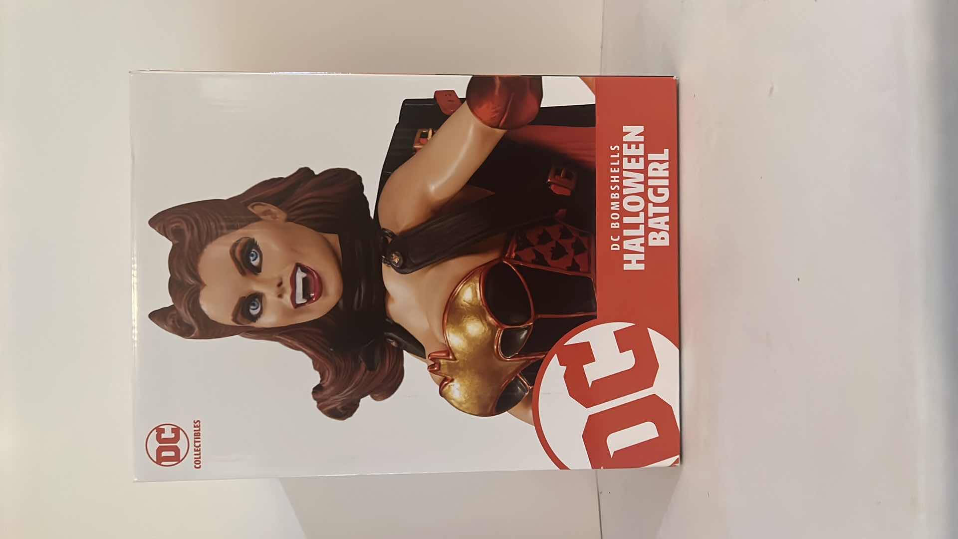 Photo 1 of BRAND NEW DC COLLECTIBLES BOMBSHELLS HALLOWEEN BATGIRL  $125