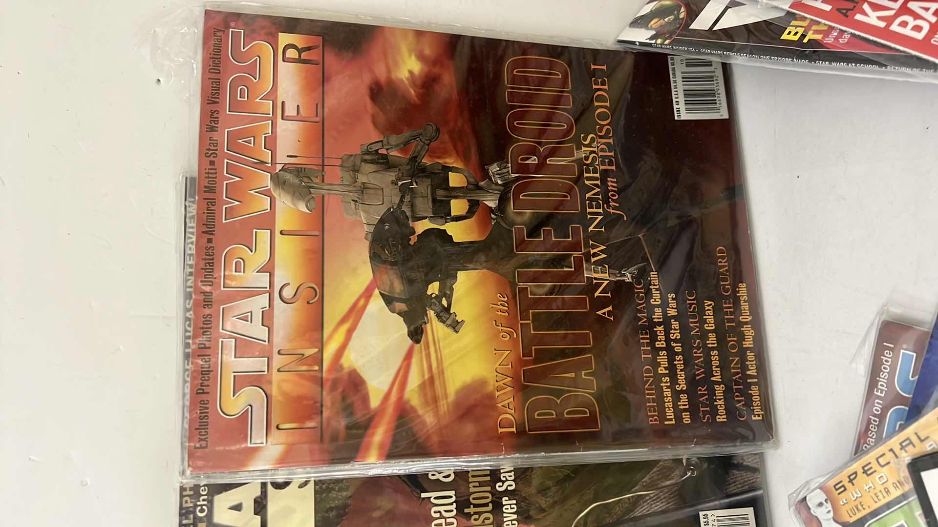 Photo 5 of 20-STAR WARS MAGAZINES