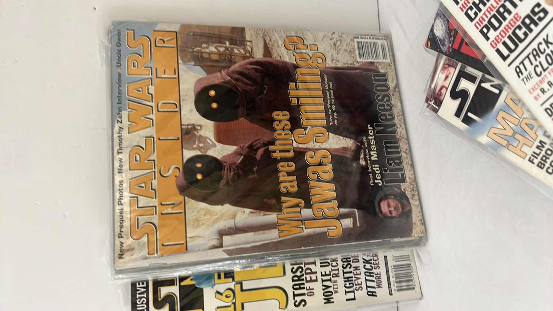 Photo 6 of 20-STAR WARS MAGAZINES