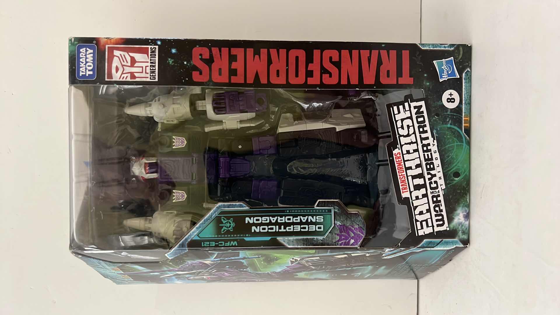 Photo 1 of BRAND NEW HASBRO TAKARA TOMY TRANSFORMERS “DECEPTICON SNAPDRAGON” TRANSFORMER