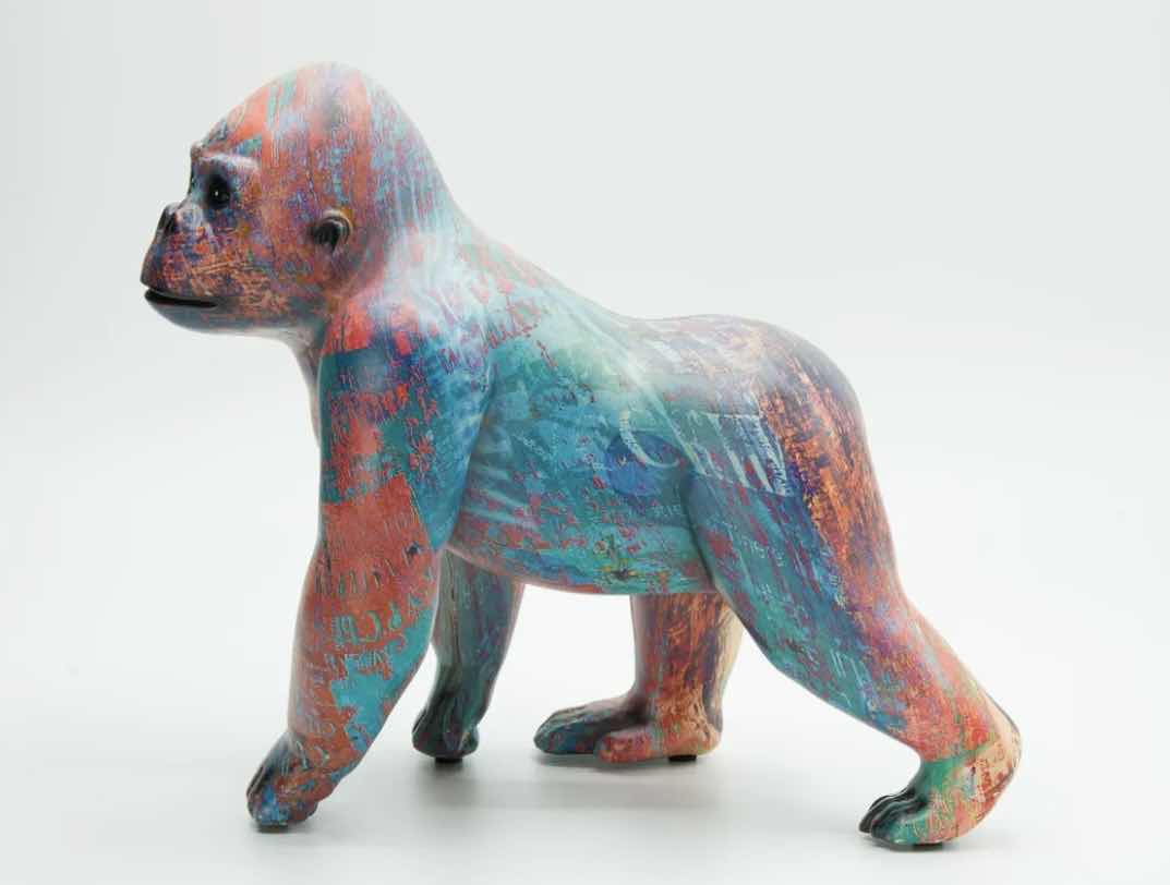 Photo 3 of BRANI COLORFUL RESIN GORILLA 5” x 9” x 8”