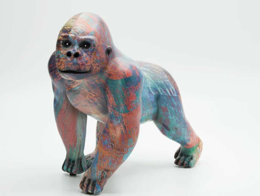 Photo 1 of BRANI COLORFUL RESIN GORILLA 5” x 9” x 8”