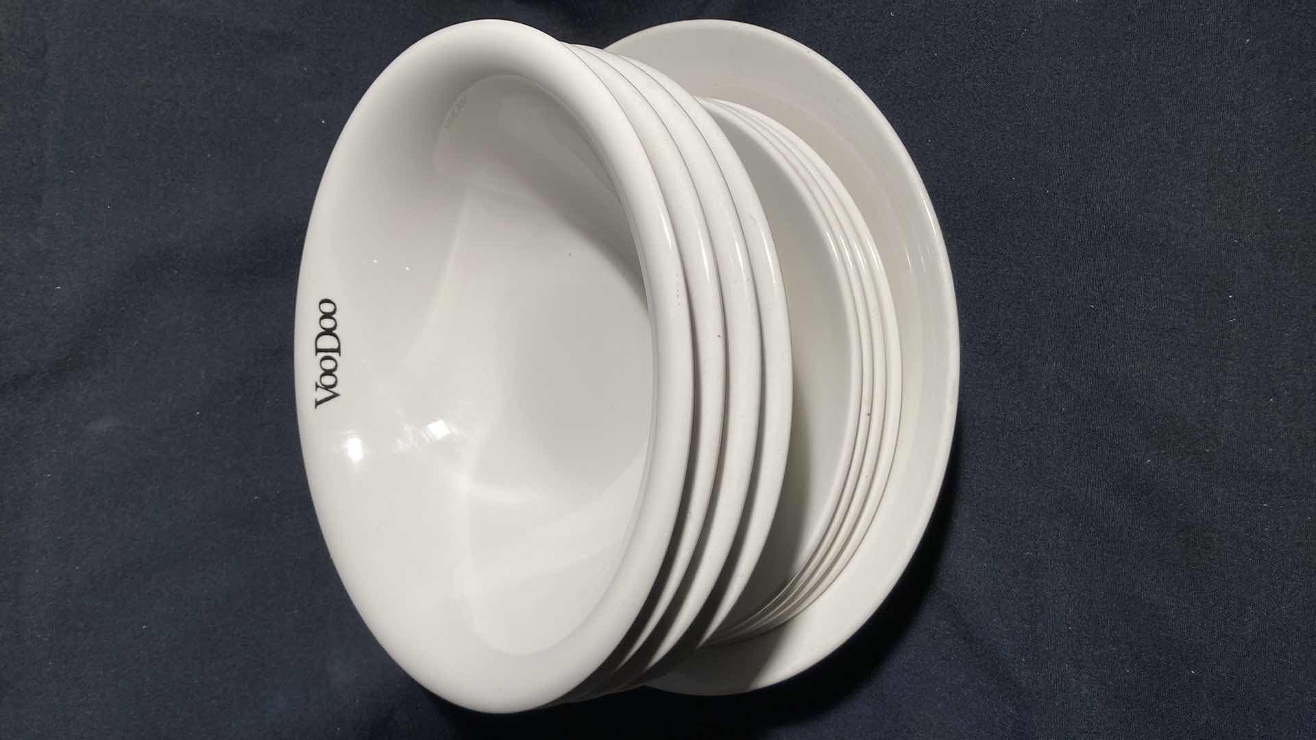 Photo 1 of DUDSON VOODOO WHITE DINING SET (9)
