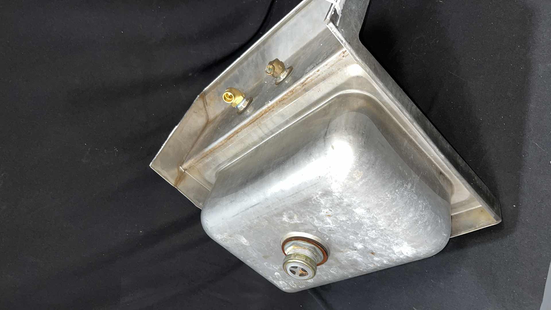 Photo 5 of STAINLESS STEEL HAND SINK 15.5” X 17” X 14.75”H