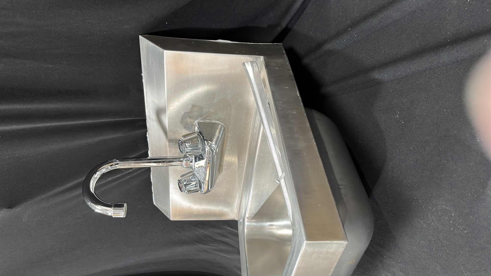 Photo 3 of STAINLESS STEEL HAND SINK 15” X 17.25” X 15”H