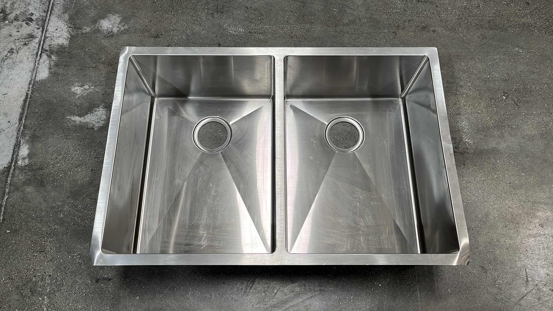 Photo 1 of STAINLESS STEEL DOUBLE BASIN SINK 22” X 32.75” X 9.5”H