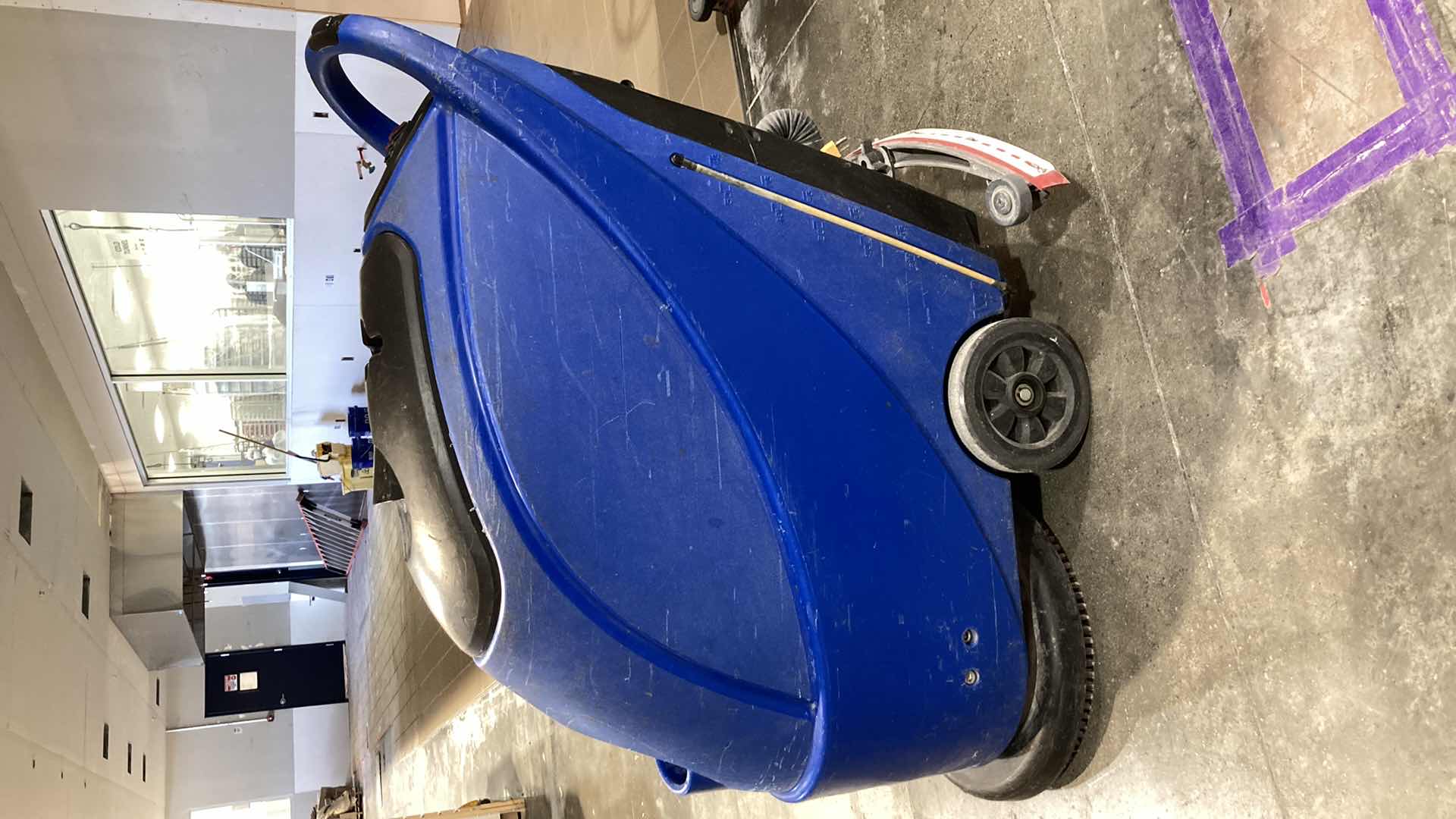 Photo 5 of CLARKE ELECTRIC AUTOMATIC FLOOR SCRUBBER W PAD DRIVER MODEL CA30 17E