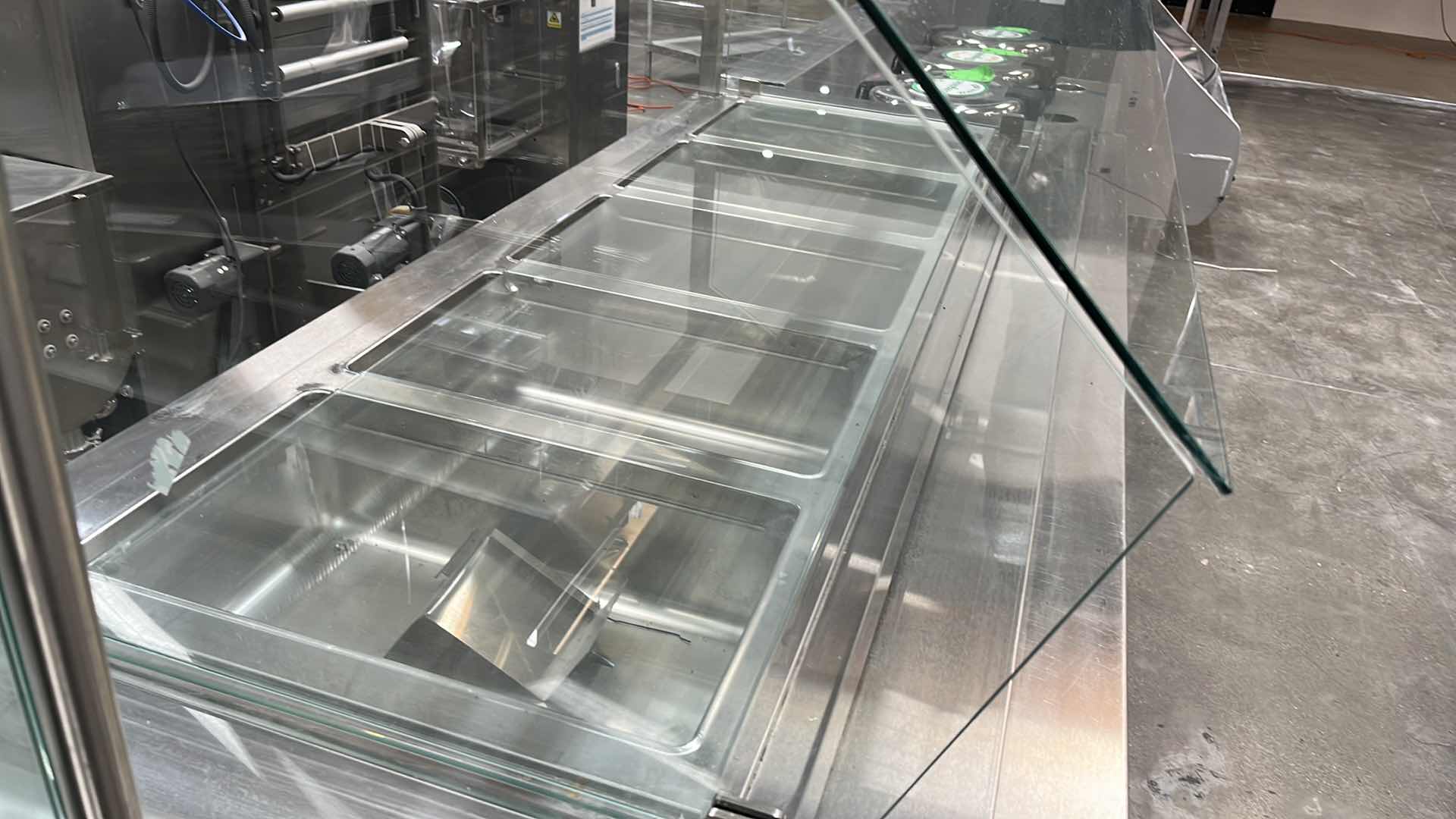 Photo 2 of HUSSMANN COMMERCIAL SELF-SERVICE FOOD COUNTER W HOT WELLS (MODEL IM-05-I7-FH)