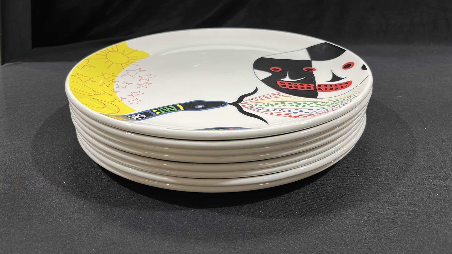 Photo 2 of DUDSON FINEST VITRIFIED CHINA SET OF 8, 12.5”