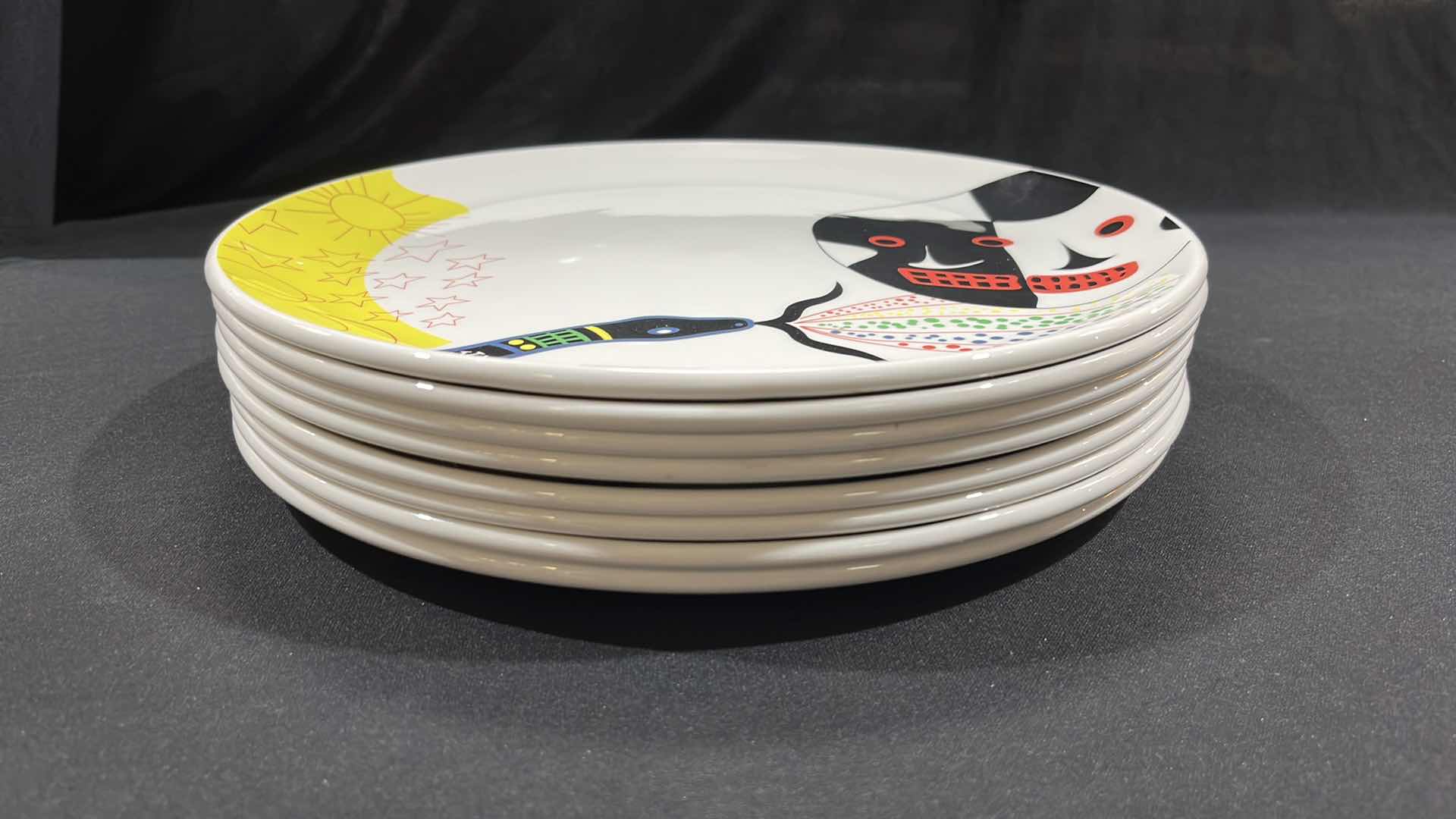 Photo 2 of DUDSON FINEST VITRIFIED CHINA SET OF 8, 12.5”