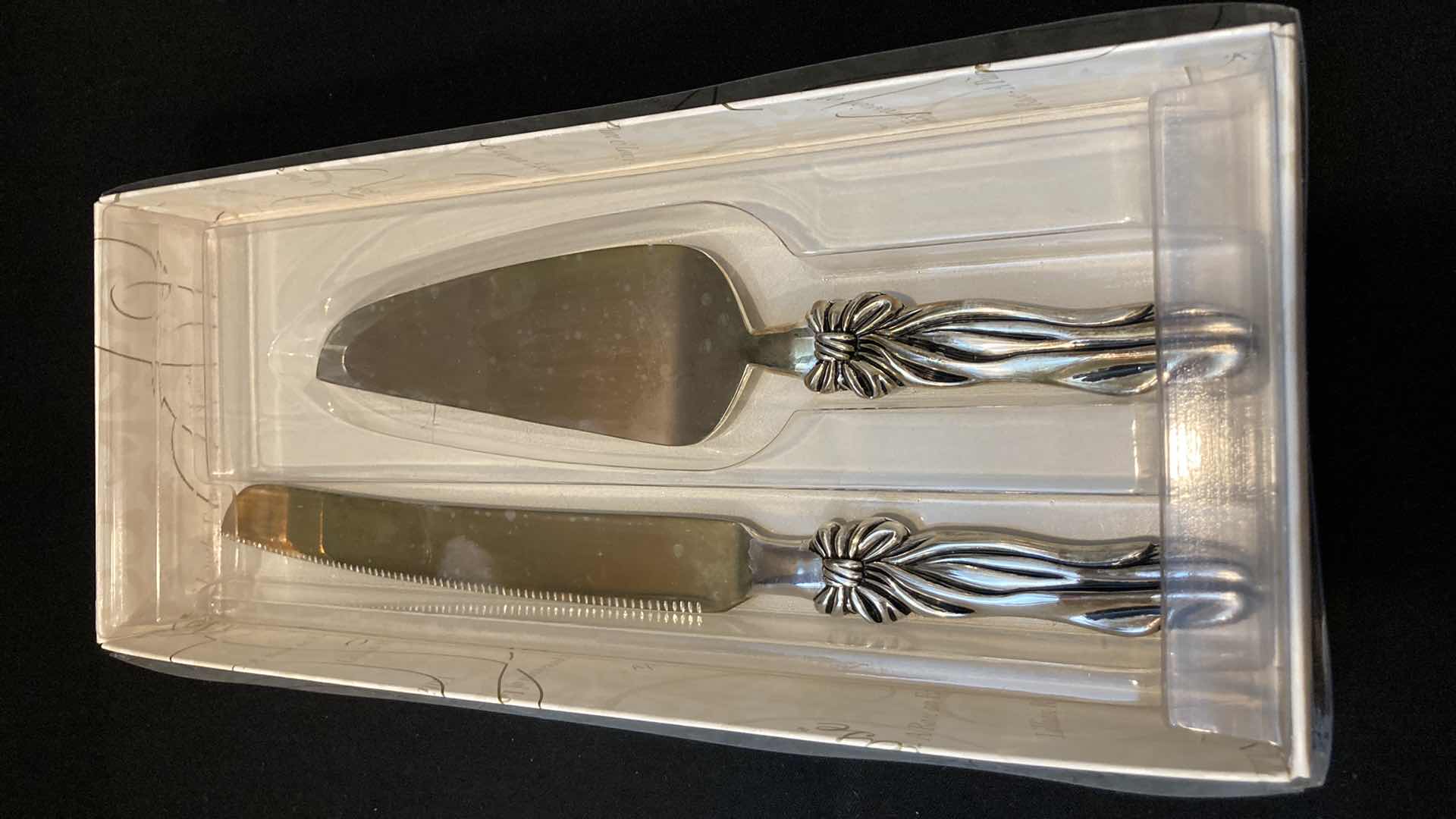 Photo 2 of LILLIAN ROSE SILVER BOW CAKE KNIFE & CAKE SERVER W NOB HILL BRIDAL CAKE KNIFE