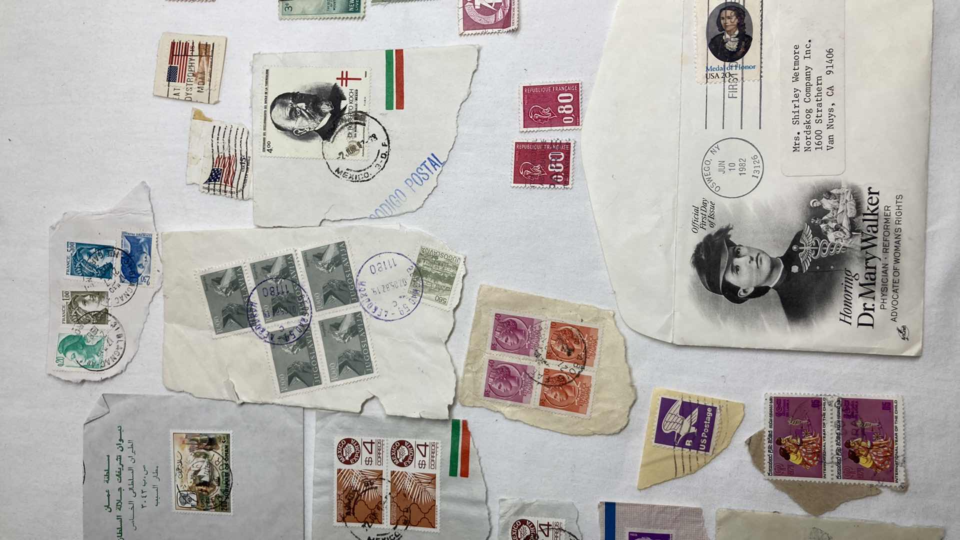 Photo 4 of STAMPS FROM AROUND THE WORLD (APPROX 75)