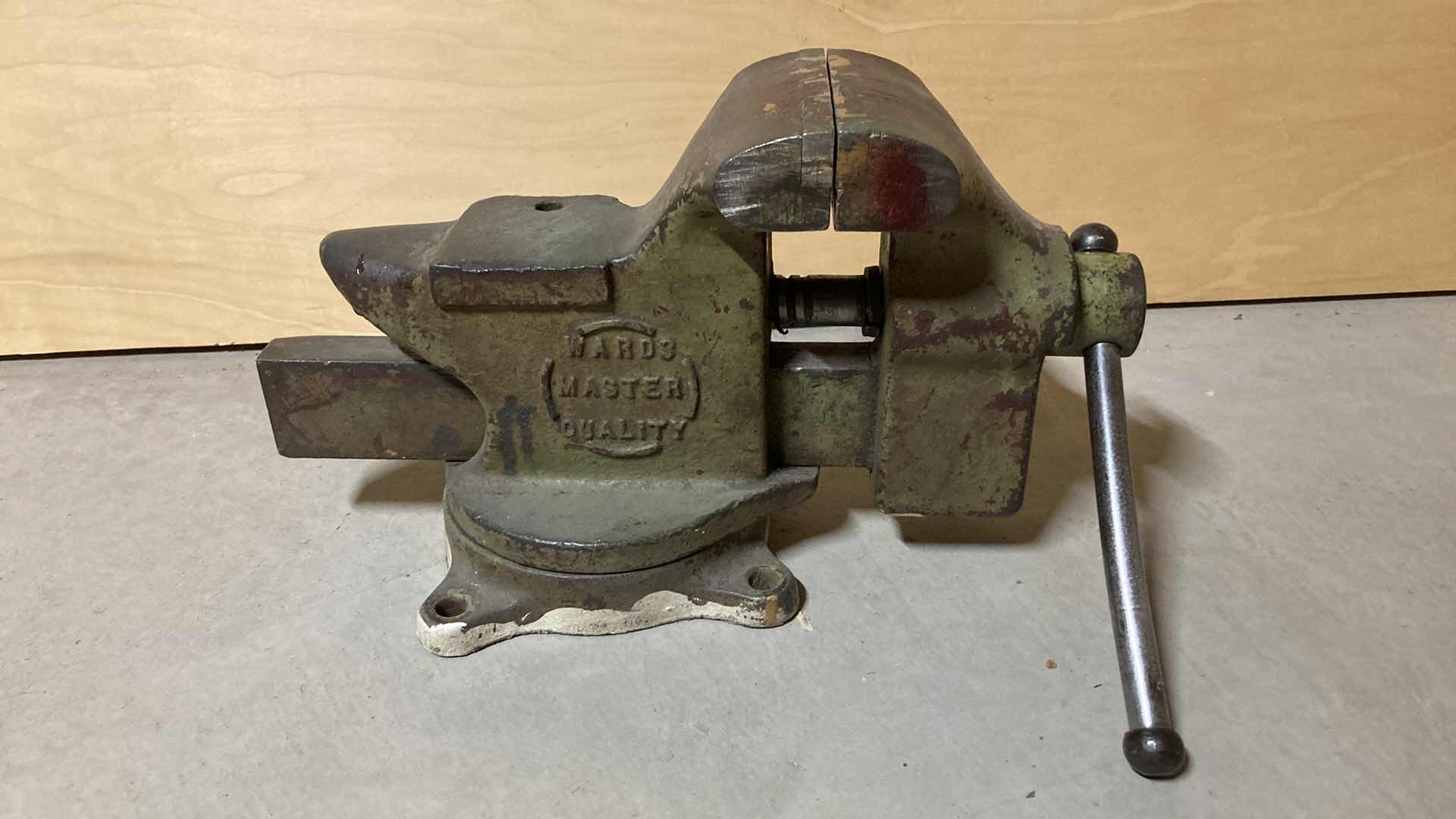 Photo 1 of WARD MASTER QUALITY VISE 13” X 4” H7.30”