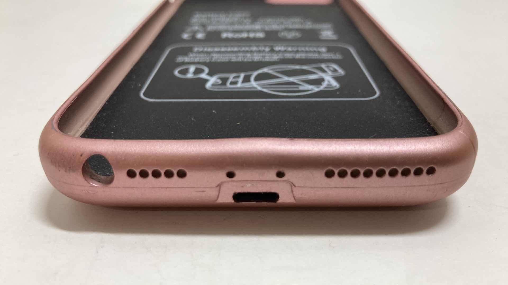 Photo 5 of APPLE iPHONE 14 PLUS PINK CHARGER CASE