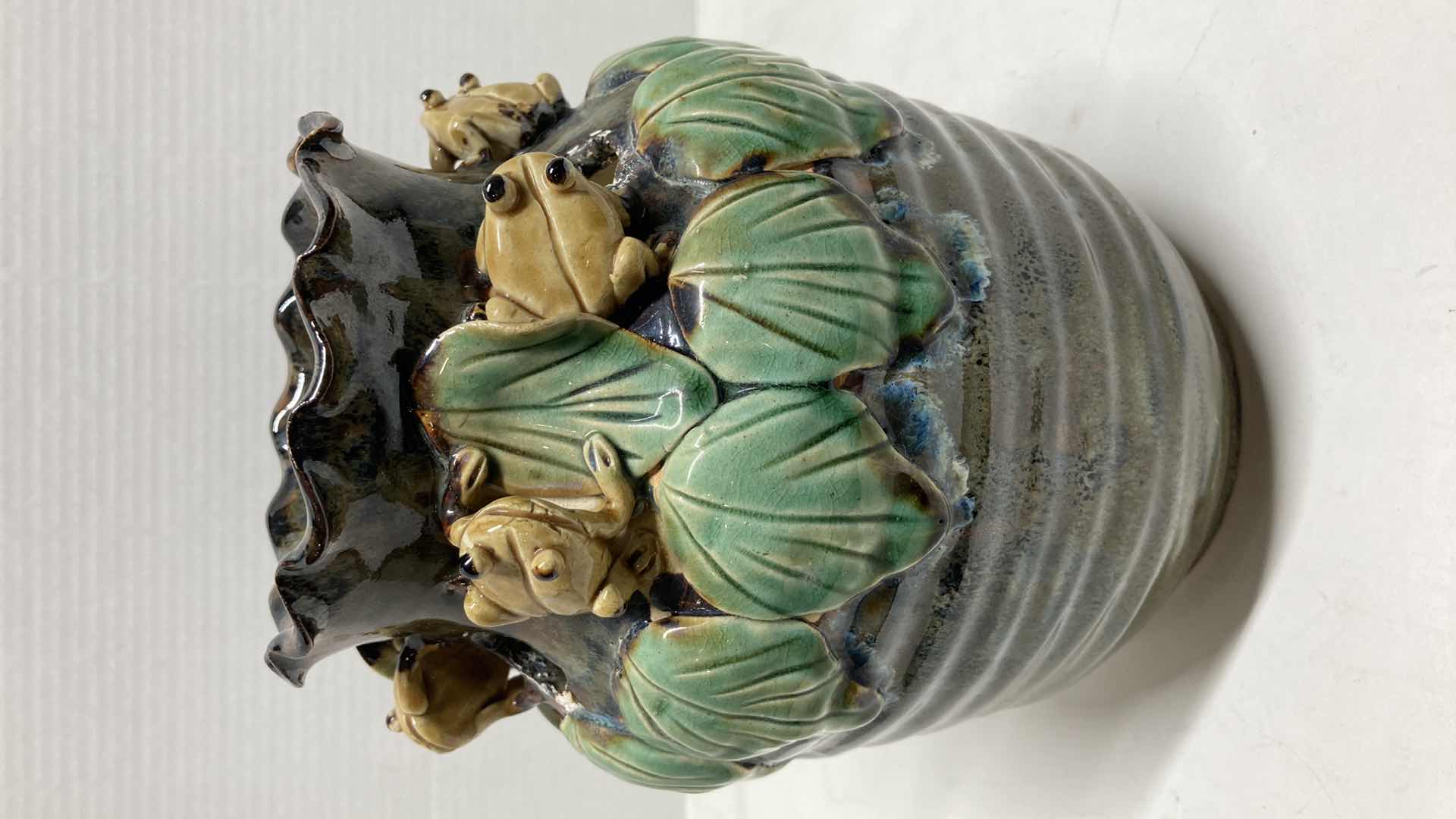 Photo 1 of FROGS & LILY-PAD THEME CERAMIC PLANTER 6” X 8”