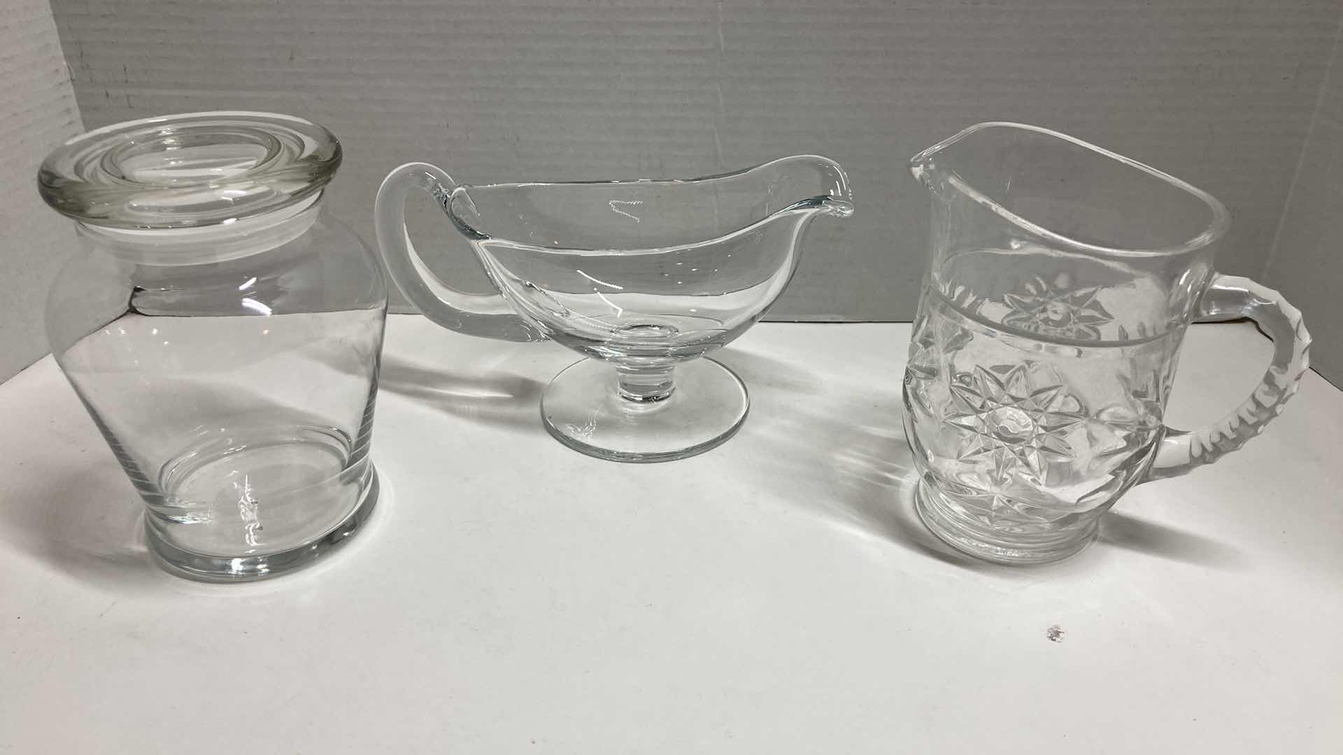 Photo 3 of CLEAR GLASS SERVING DISHES (3) W SALT & PEPPER SHAKERS W CADDY & PLASTIC PEPPERCORN GRINDER