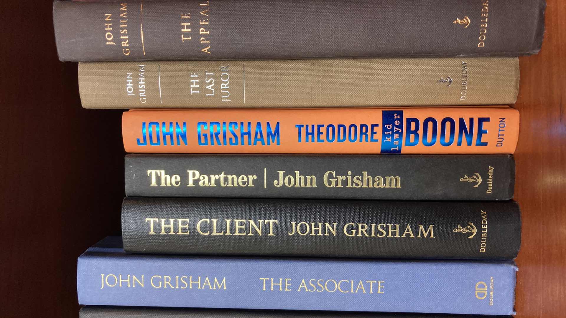 Photo 3 of JOHN GRISHAM HARD COVER BOOKS (17)