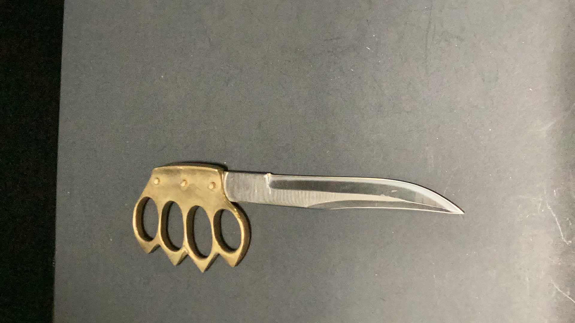 Photo 2 of BRASS KNUCKLE 9” KNIFE