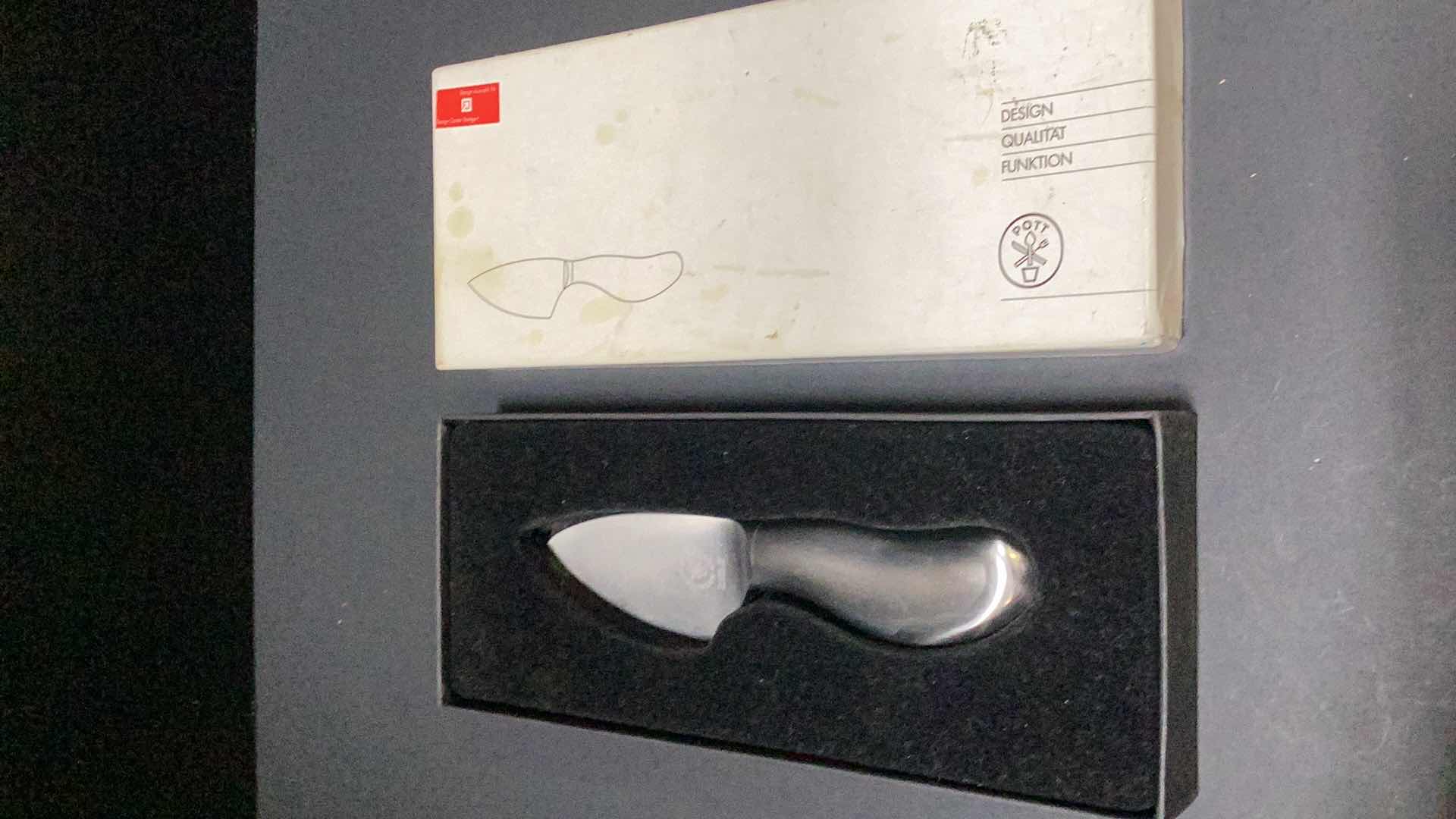 Photo 2 of POTT SOLINGEN ROSTFREI MADE IN GERMANY 6” KNIFE